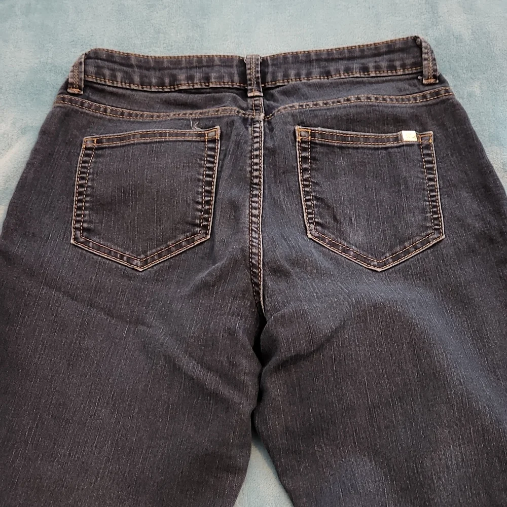 Womens J Lo Straight Jeans/Capri's Size 4 - Picture 4 of 7